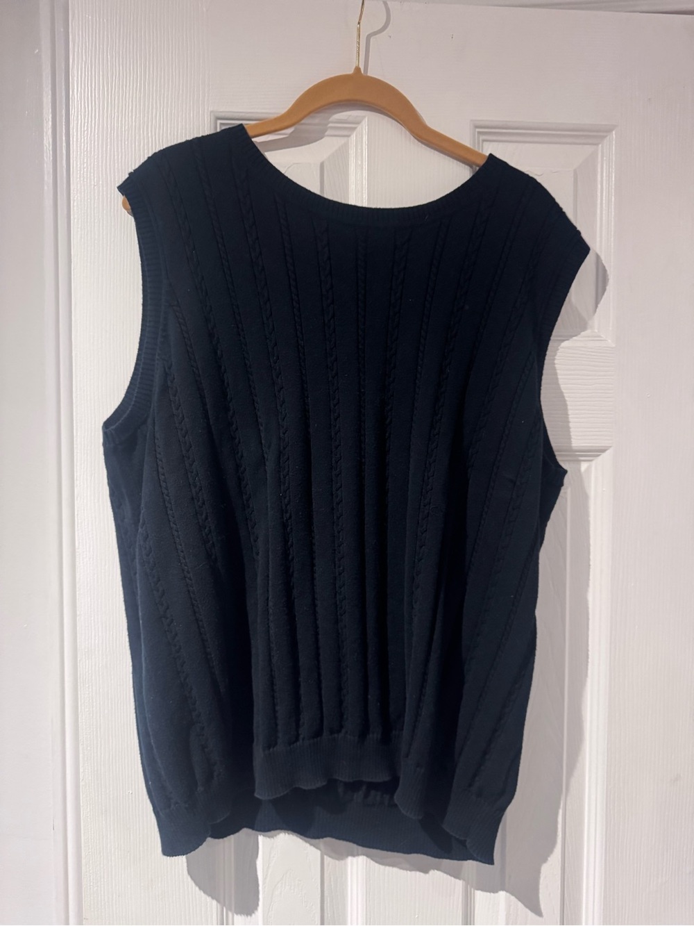 Classic Black Cable-Knit Sleeveless Sweater Top